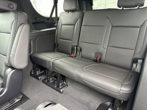 New 2026 GMC Yukon XL Denali w/ Sun & Power Step Package image 22