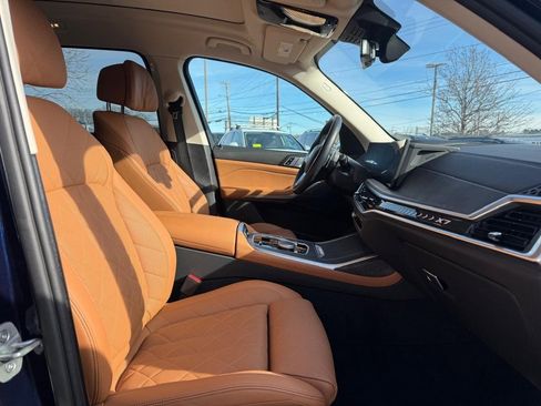 Used 2024 BMW X7 xDrive40i image 22