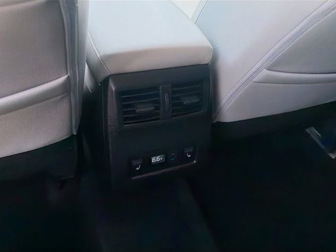 Used 2024 Mitsubishi Outlander SEL FWD image 20