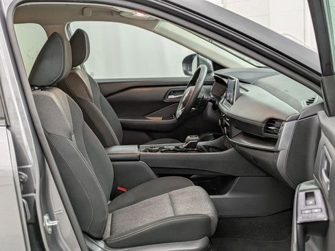 Used 2024 Nissan Rogue SV AWD/4WD image 15