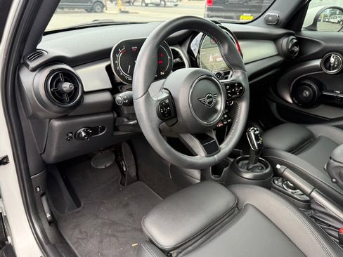 Used 2023 MINI Cooper S w/ Premium Package FWD image 26