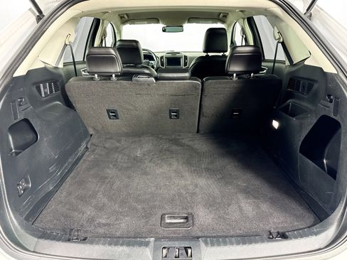 Used 2020 Ford Edge SEL AWD/4WD image 36