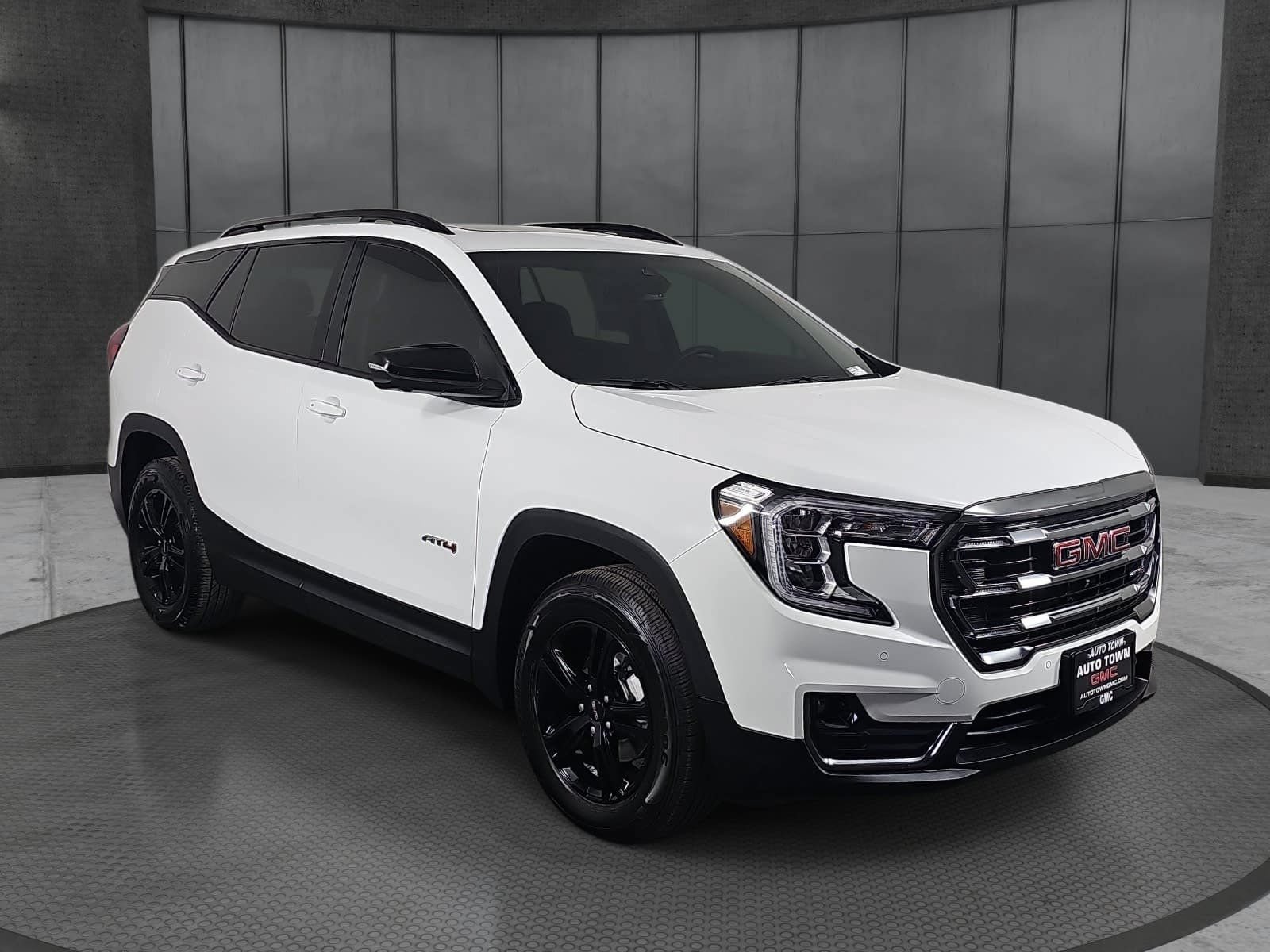 Used 2023 GMC Terrain AT4 w/ Infotainment Package II AWD/4WD image 3