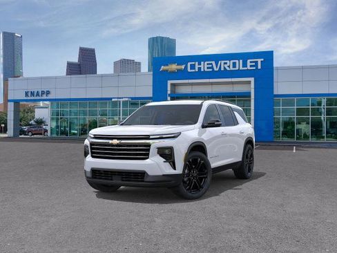 New 2026 Chevrolet Traverse LT w/ Driver Confidence Package image 32