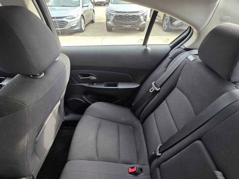 Used 2014 Chevrolet Cruze LT image 20