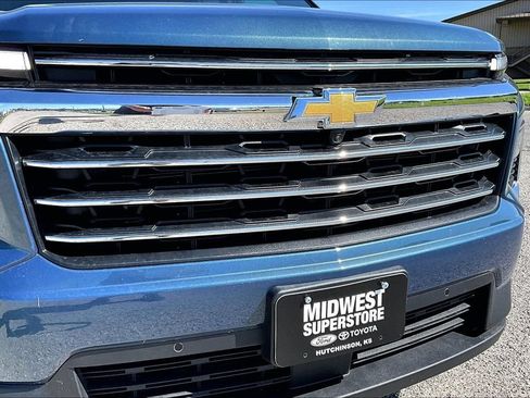 Used 2024 Chevrolet Traverse LT w/ Enhanced Driving Package FWD image 29