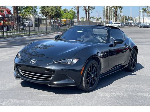 Used 2020 MAZDA MX-5 Miata RF Club RWD image 19