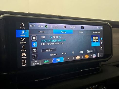 Used 2024 Jeep Wrangler Sport S image 17