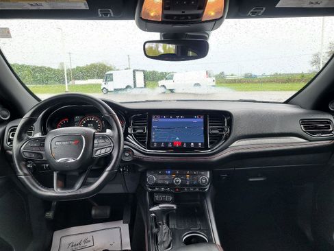 Used 2025 Dodge Durango GT AWD/4WD image 17