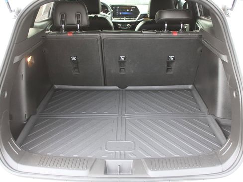 Used 2024 Chevrolet Trax RS image 10