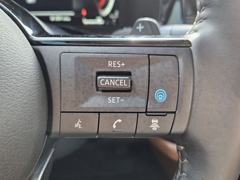 Used 2024 Nissan Pathfinder Platinum w/ Cargo Package AWD/4WD image 13