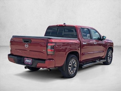 Used 2024 Nissan Frontier SL RWD image 5