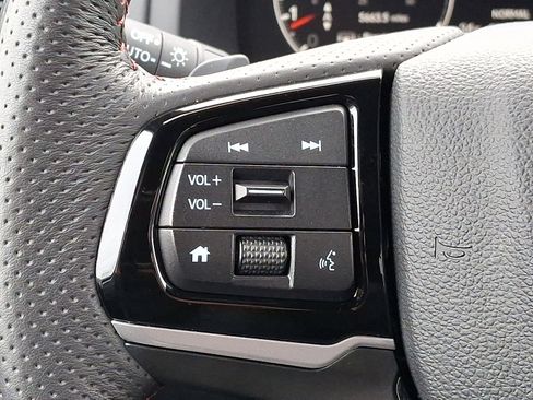 Used 2025 Honda Ridgeline Black Edition image 22