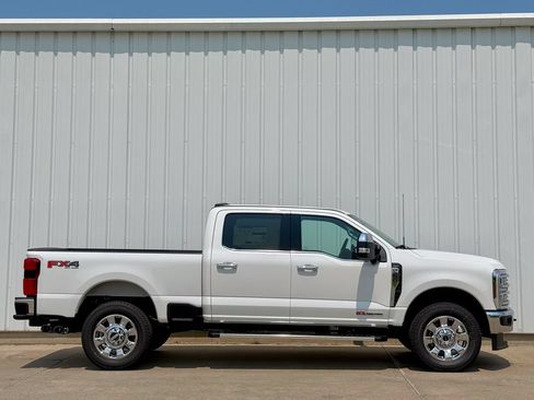New 2026 Ford F250 Lariat w/ Chrome Package AWD/4WD image 7