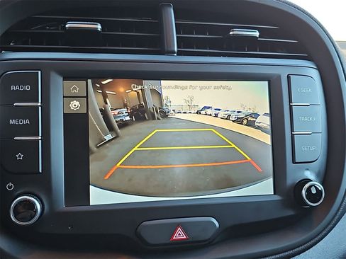 Used 2025 Kia Soul S image 25