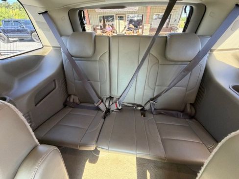 Used 2019 Chevrolet Tahoe LT w/ LT Signature Package image 11