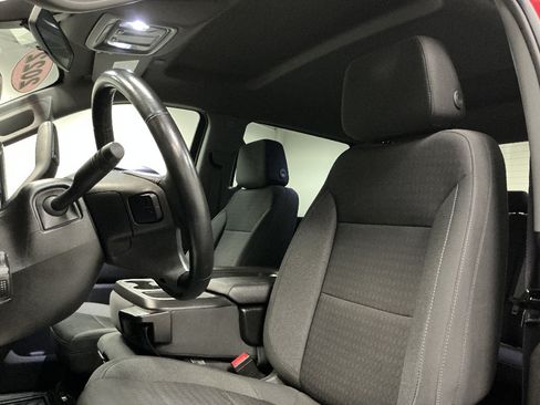 Used 2022 Chevrolet Silverado 1500 RST AWD/4WD image 9