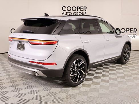 New 2026 Lincoln Corsair Reserve image 22