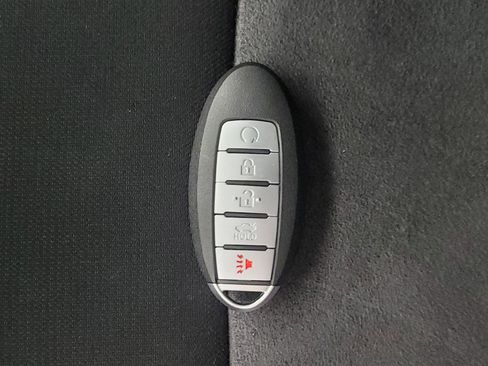 Used 2021 Nissan Sentra SR FWD image 32