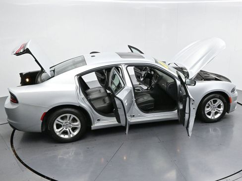 Used 2021 Dodge Charger SXT w/ Leather Interior Group image 45