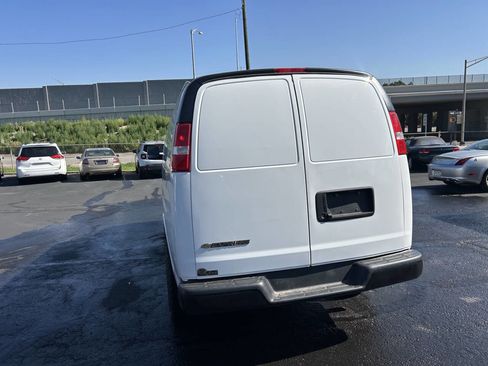 Used 2020 Chevrolet Express 2500 2500 3dr Cargo Van w/ Driver Convenience Package image 14