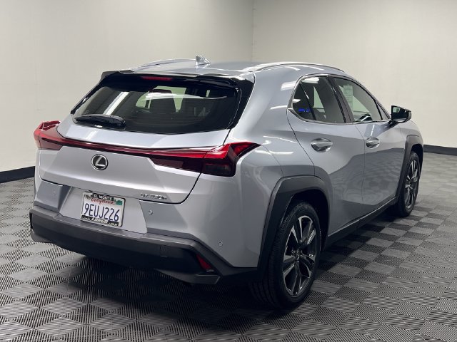 Certified 2023 Lexus UX 250h FWD w/ Accessory Package (Z2) image 5