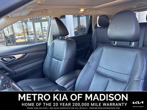 Used 2018 Nissan Rogue SL w/ Premium Package AWD/4WD image 15