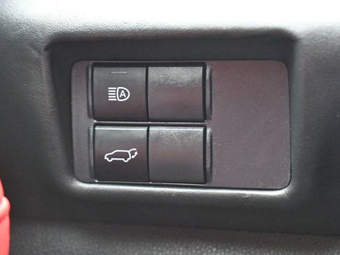 Used 2021 Toyota Highlander XSE image 37