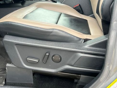 Certified 2022 Ford Bronco Wildtrak image 24