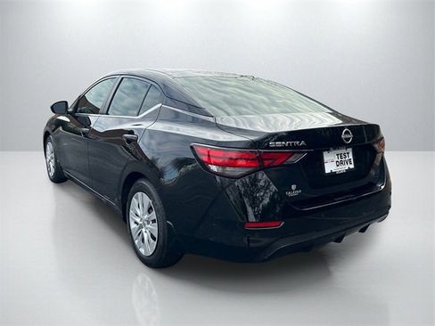 Used 2024 Nissan Sentra S image 5