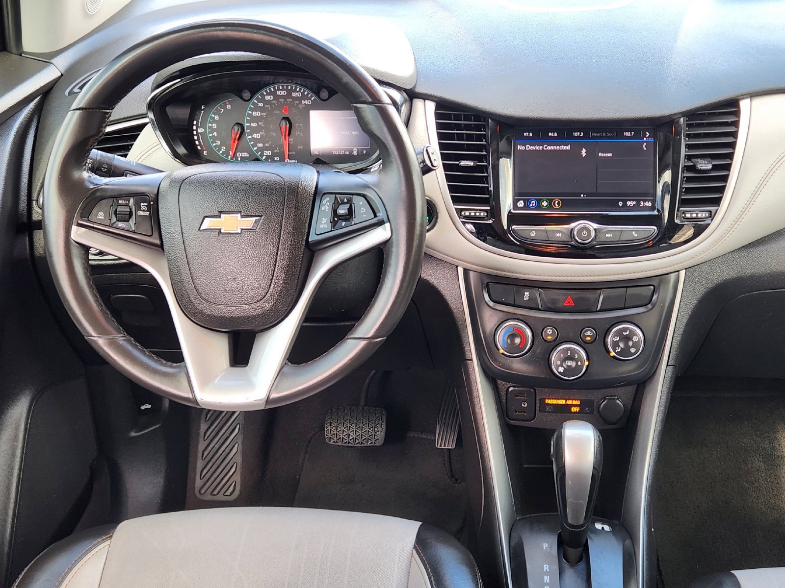 Used 2018 Chevrolet Trax LT w/ LT Convenience Package AWD/4WD image 31