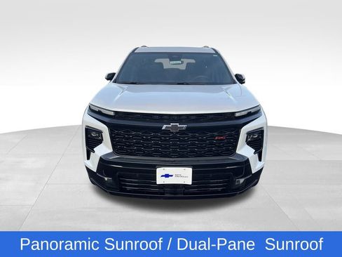 Used 2025 Chevrolet Traverse RS image 10