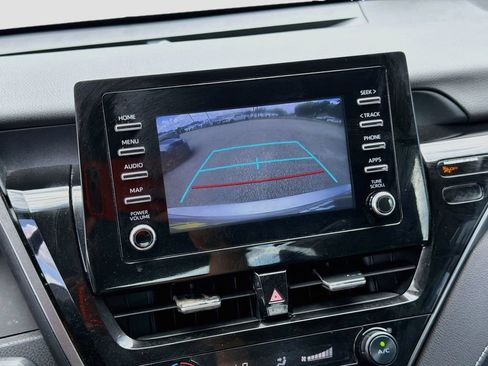 Used 2023 Toyota Camry SE FWD image 14