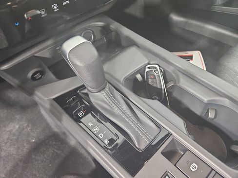 New 2026 Nissan Sentra SV w/ Floor Mat Package FWD image 22