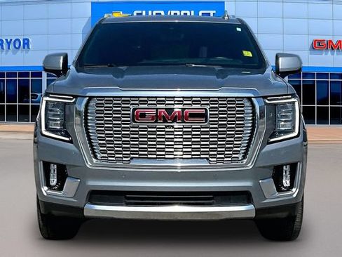 Used 2024 GMC Yukon Denali w/ Advanced Technology Package AWD/4WD image 2