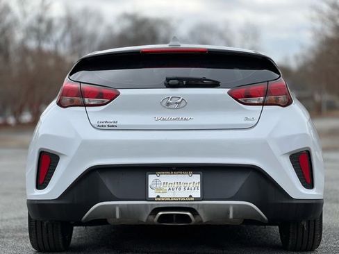 Used 2019 Hyundai Veloster 2.0 image 6