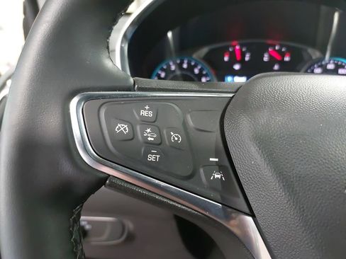 Used 2024 Chevrolet Equinox LT AWD/4WD image 17