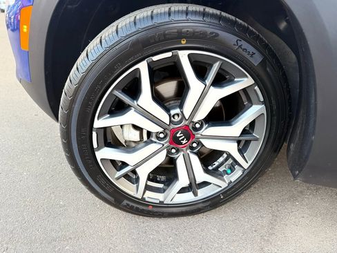 Used 2021 Kia Seltos SX image 37