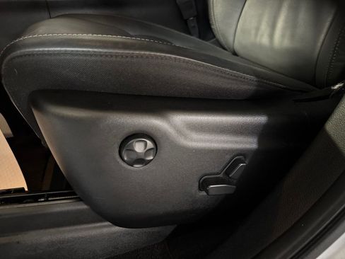Used 2022 Dodge Durango GT AWD/4WD image 13
