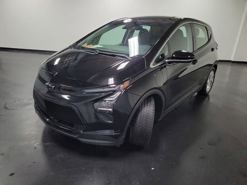 Used 2022 Chevrolet Bolt LT FWD image 4