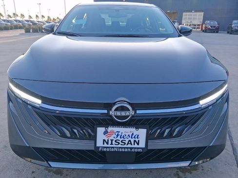 New 2026 Nissan Sentra SV w/ SV Convenience Package FWD image 2