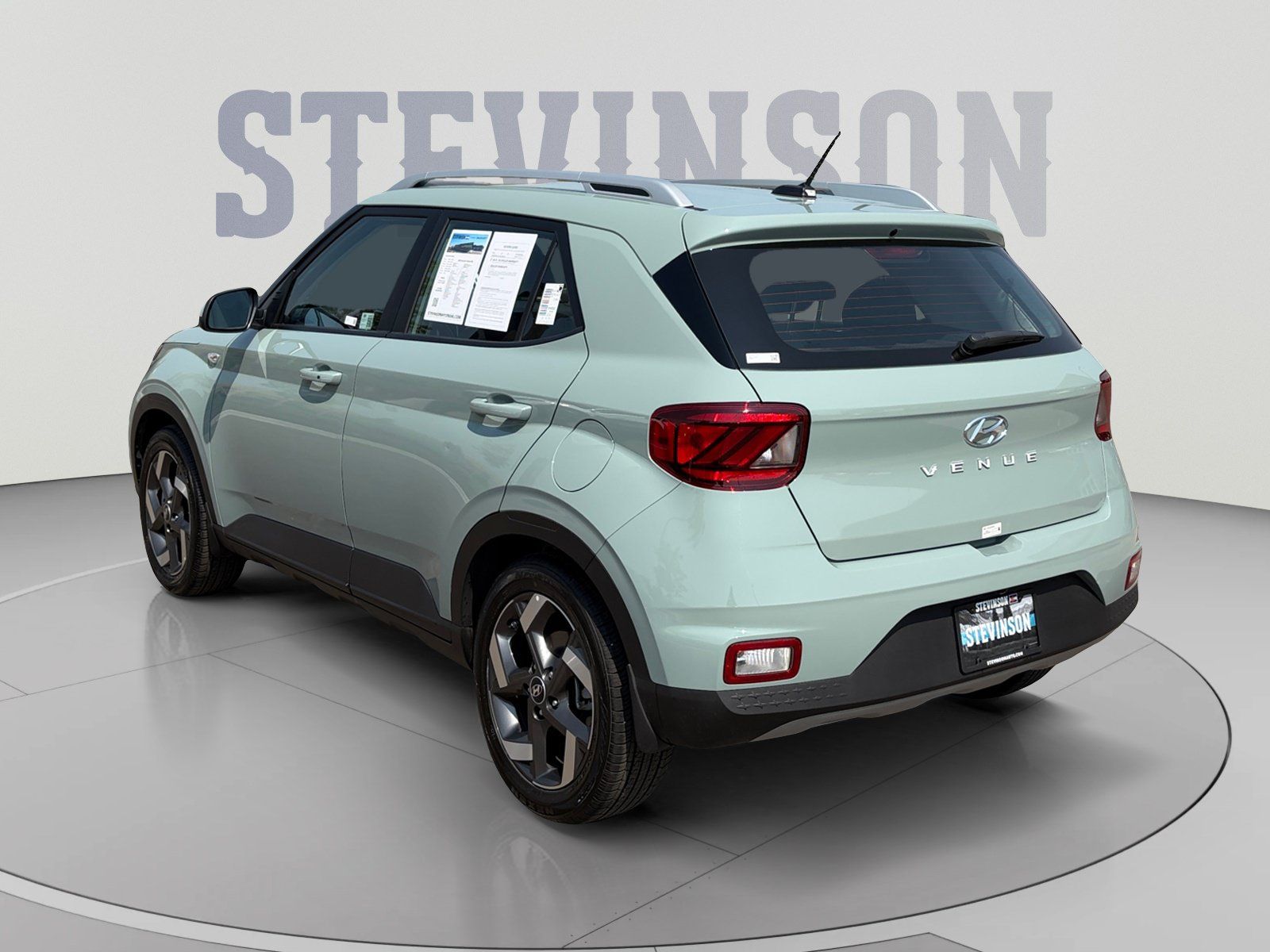 Certified 2025 Hyundai Venue SEL FWD image 3