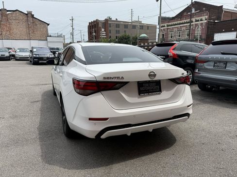 Used 2021 Nissan Sentra SV FWD image 4