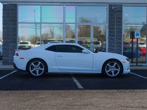Used 2015 Chevrolet Camaro SS w/ RS Package image 2