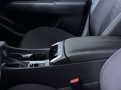 Used 2025 Hyundai Santa Cruz SE image 23