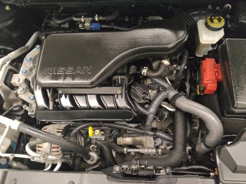 Used 2021 Nissan Rogue Sport SV image 30