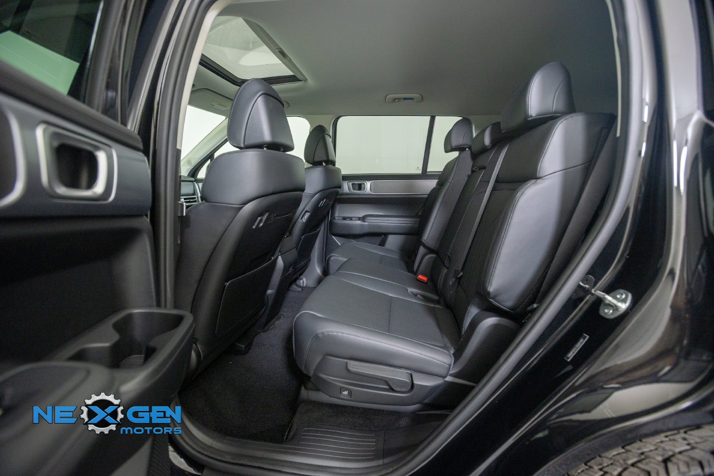 Used 2025 Hyundai Santa Fe XRT AWD/4WD image 31