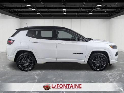 Certified 2022 Jeep Compass High Altitude image 6