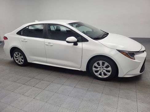 Used 2023 Toyota Corolla LE FWD image 11