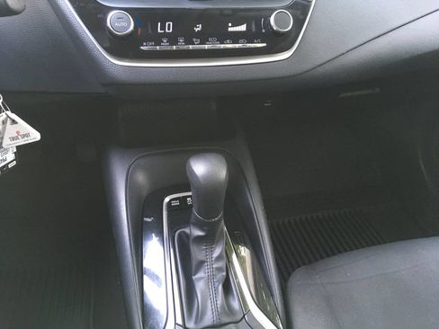 Used 2023 Toyota Corolla LE FWD image 16